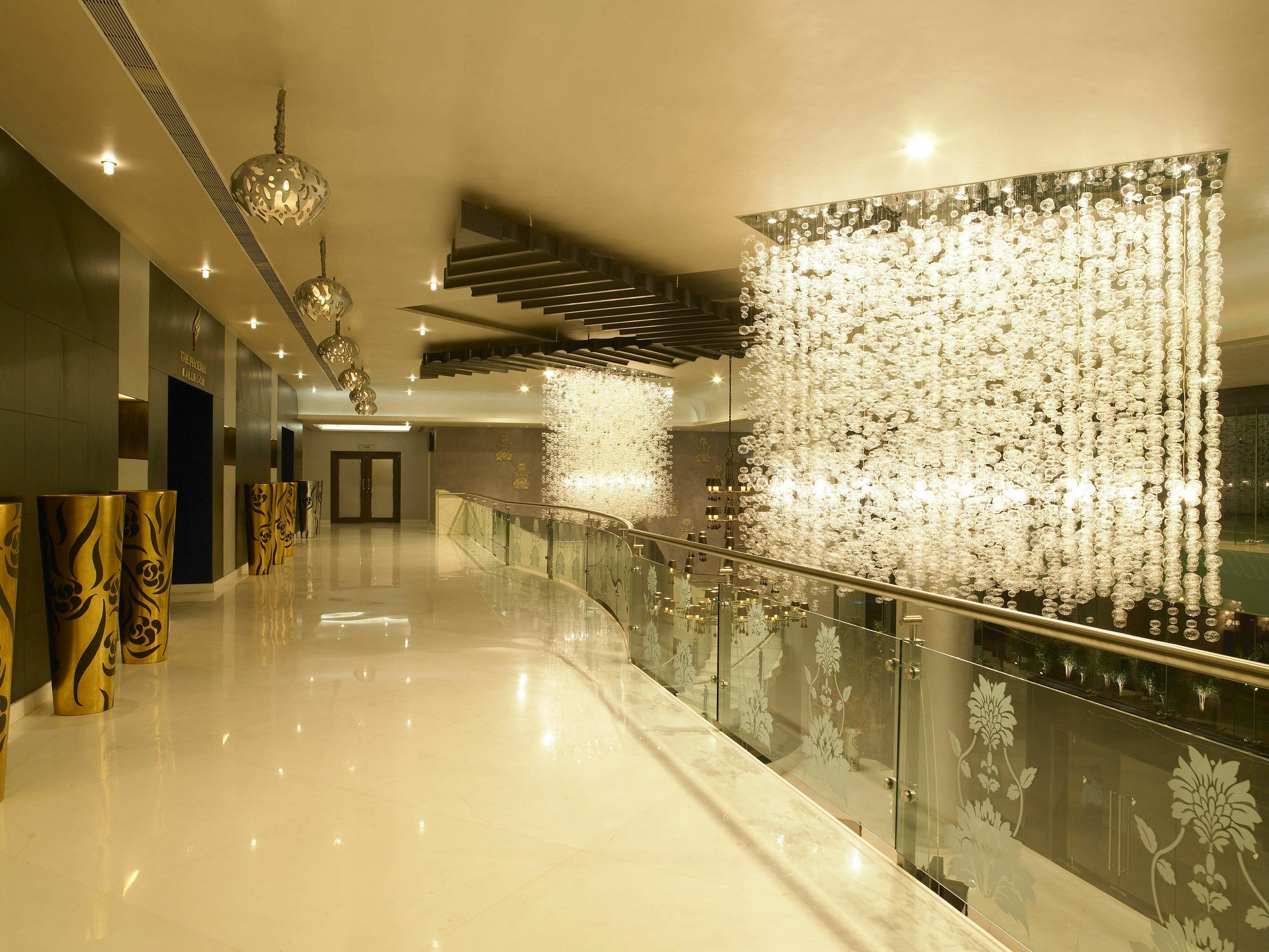 מלון The Zuri Whitefield Bengaluru מראה חיצוני תמונה